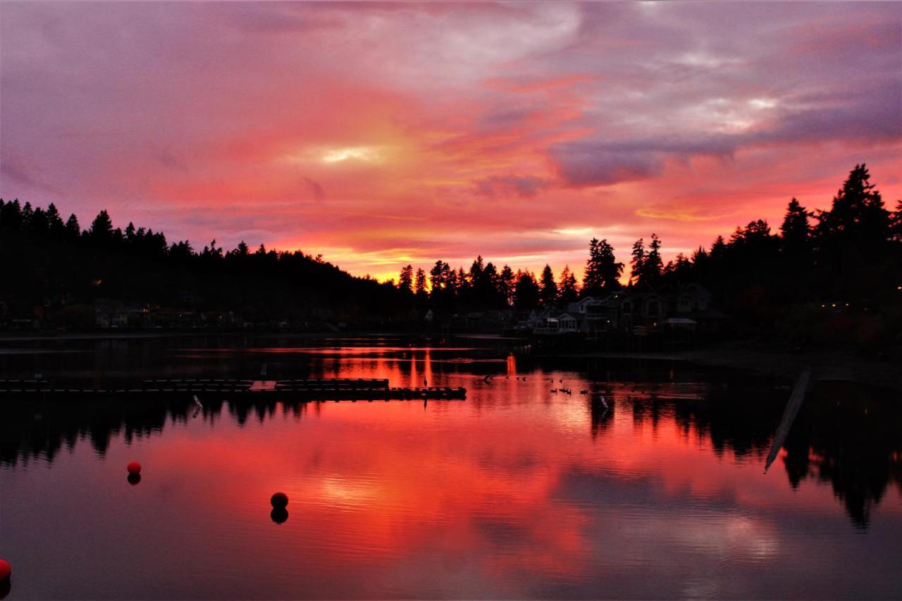 Lakeshore Inn เลคออสวีโก ภายนอก รูปภาพ
